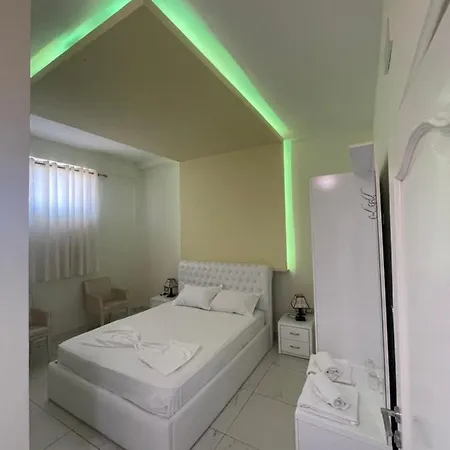 Hotel Gjyshi